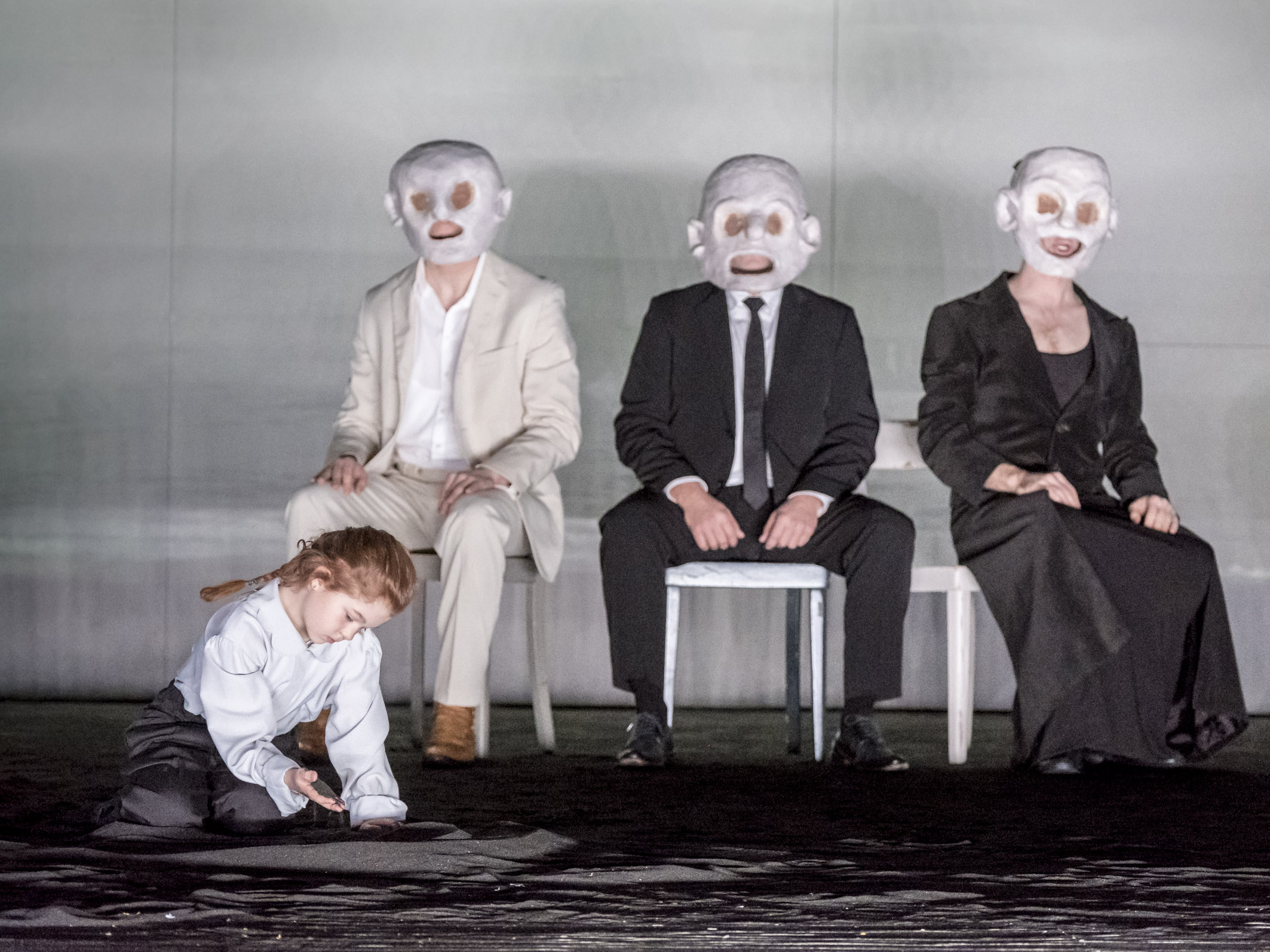 Antigone, R: Mona Kraushaar, Tiroler Landestheater 2018 © Rupert Larl