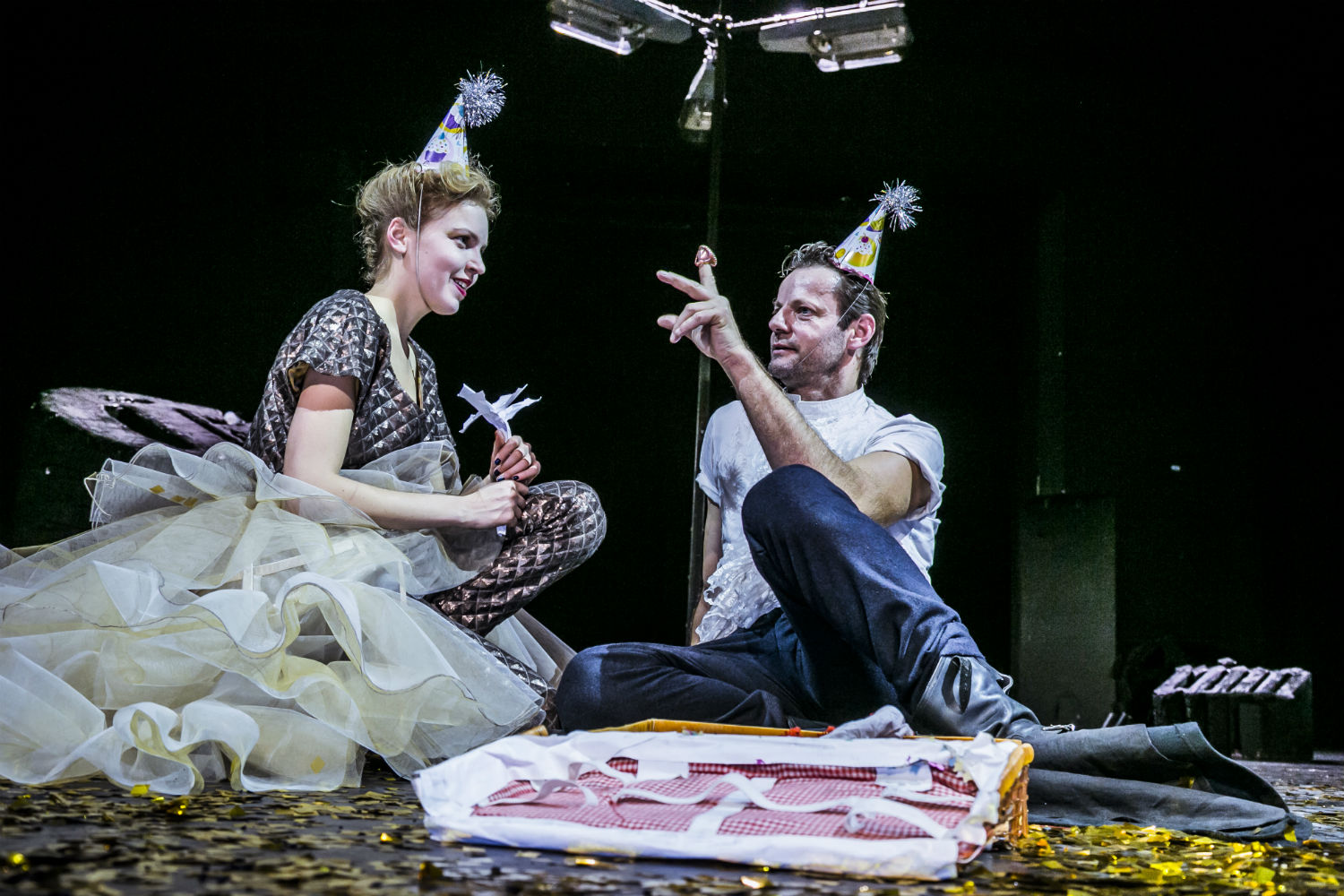 Minna von Barnhelm, Landestheater Niederösterreich mit Lars Wellings, Lisa Weidenmüller © Jochen Quast